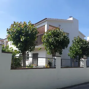 https://holiday-home-villa-guapa.topcostabravahotels.com
